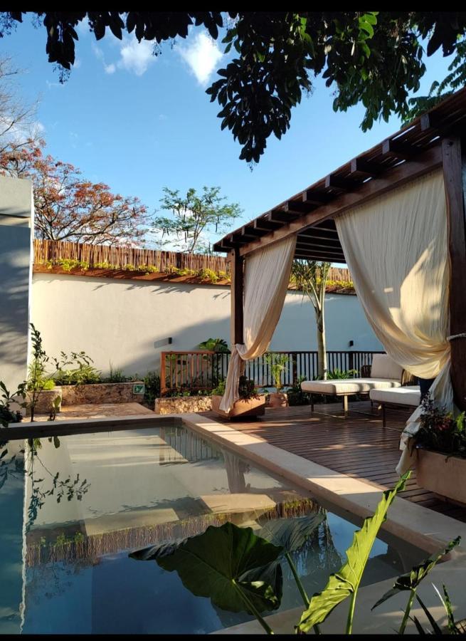 Hotel Sutuk Valladolid  Ngoại thất bức ảnh